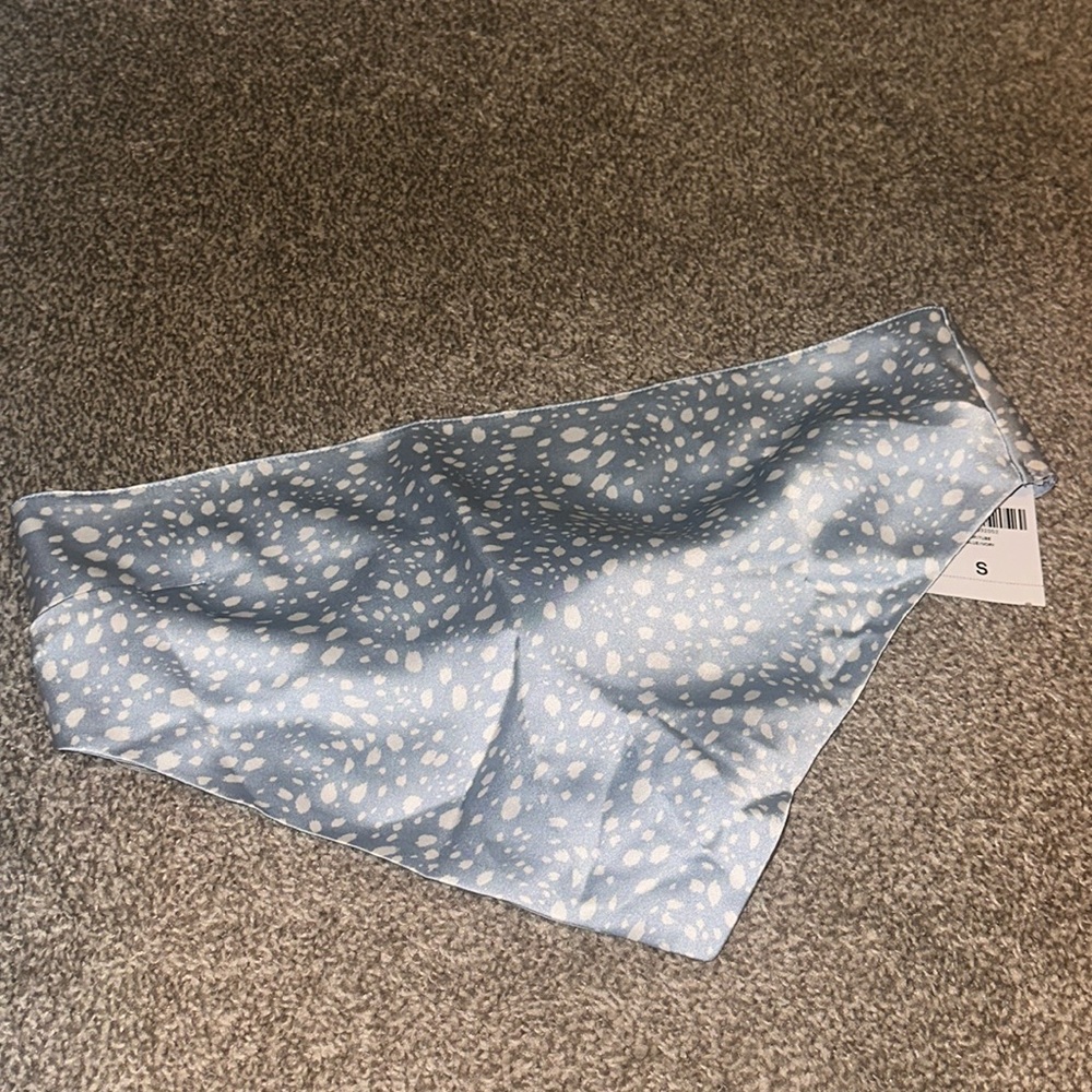 Forever 21 Dusty Blue Ivory Spotted Satin Scarf Crop Top Open Back Bow Tie Small - Picture 2 of 4